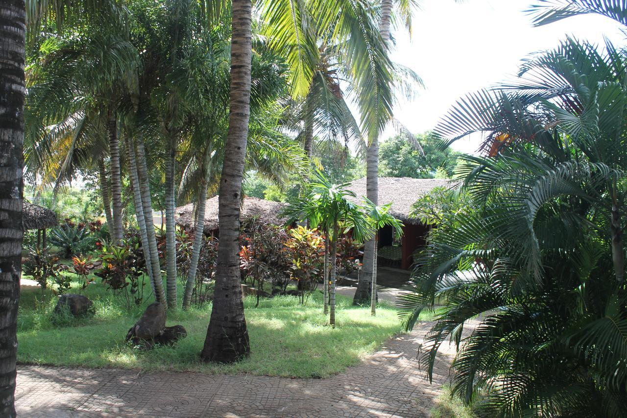 Hotel De La Baie Antsiranana Extérieur photo